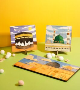 Educational puzzle featuring Masjid al-Haram, Masjid al-Nabawi, and Baytul Mukaddas for Muslim children